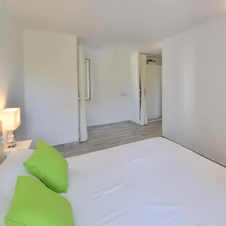 Ferrera Park 622 Apartment
